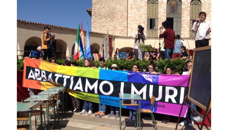 Contro il vento dell’indifferenza