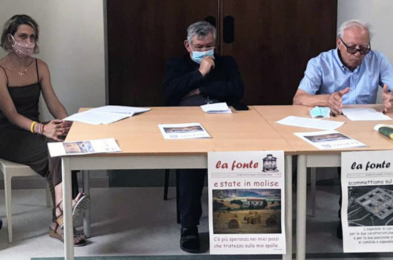 Brandelli di democrazia