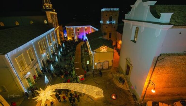 Foto: Guerino Trivisonno – Luminarie a Larino